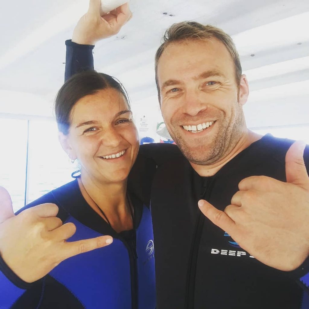 Hangloose Scuba Divers